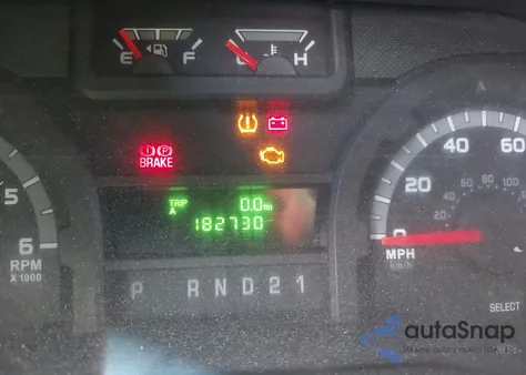 2010 Ford E-150 Commercial/Recreational z USA, uszkodzony, nr VIN 1FTNE1EWXADA91847